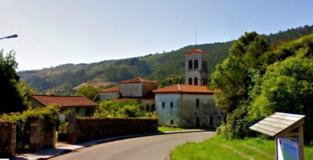 Gasthaus La Vega De Pendueles Exterior foto